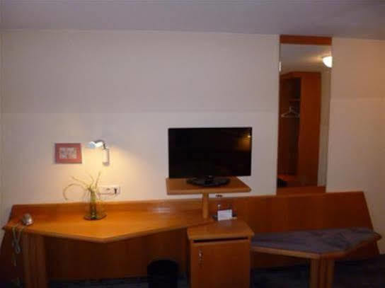 Hotel Lachner Hof エルランゲン エクステリア 写真